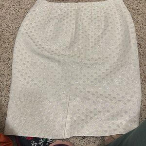 Anna Taylor off white pencil skirt, slight shimmer in pattern!